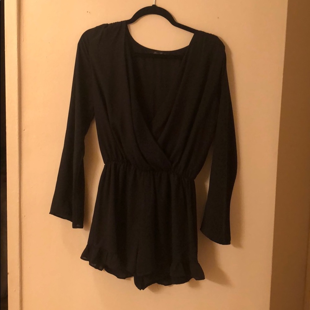 Black long sleeve romper size medium
